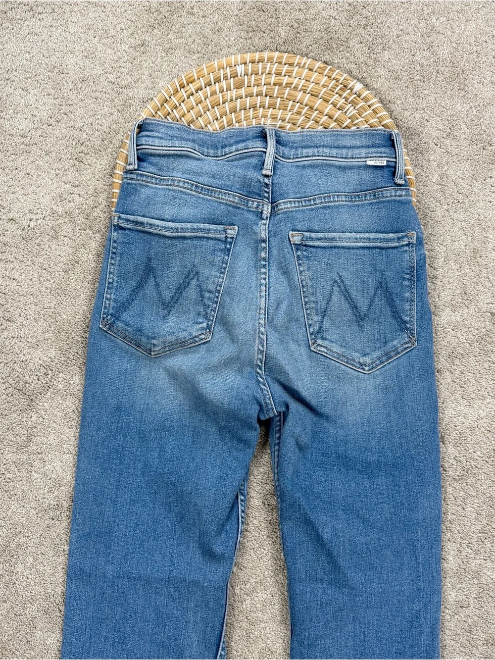 MOTHER Women’s High Waisted Raider Ankle Fray Jeans in Party Like A Pirate 26 - Picture 7 of 15